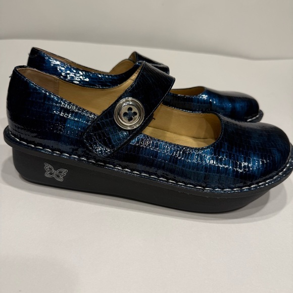 Alegria Paloma Mary Jane in Blue Lizard Print - Picture 3 of 11